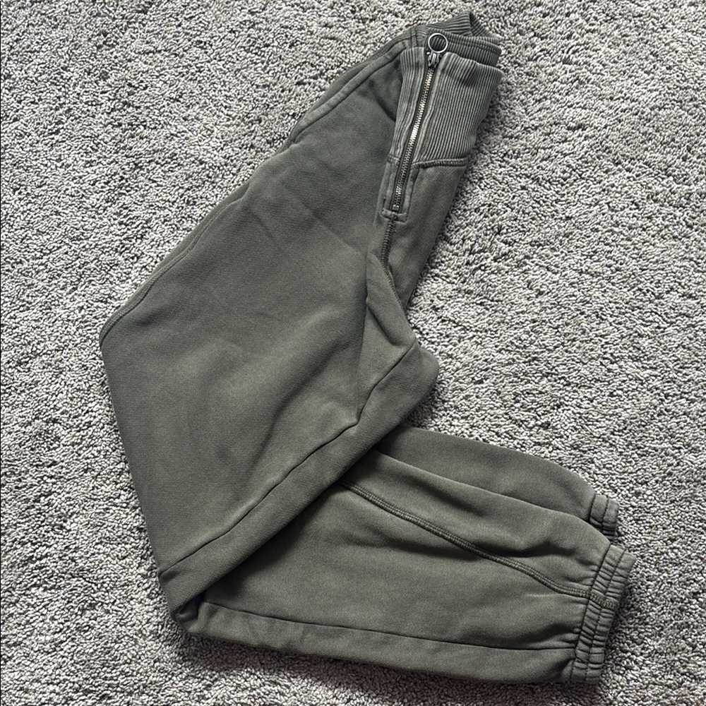 Aerie Green Sweatpants with Zipper Relaxed Fit